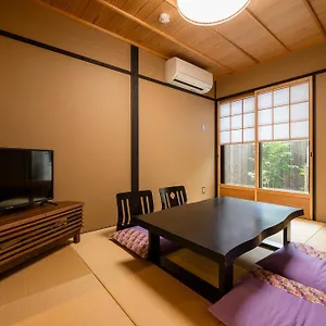  Holiday home Rinn Yasaka South